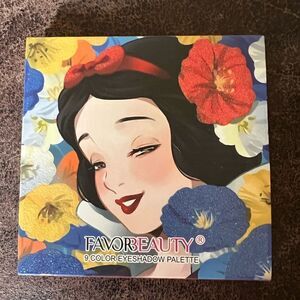 Favor Beauty Eye Palette Snow White